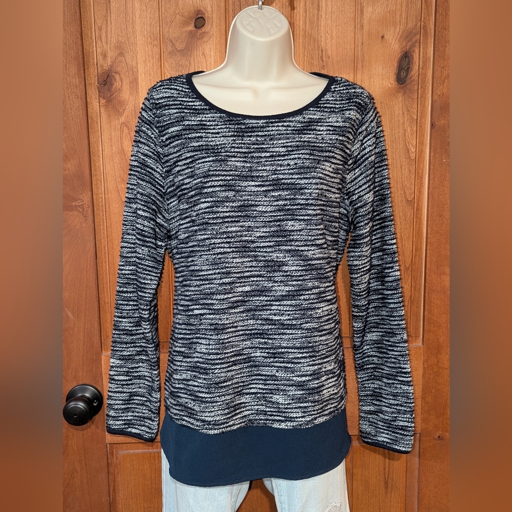 Croft & Barrow Navy and‎ White Textured Sweater